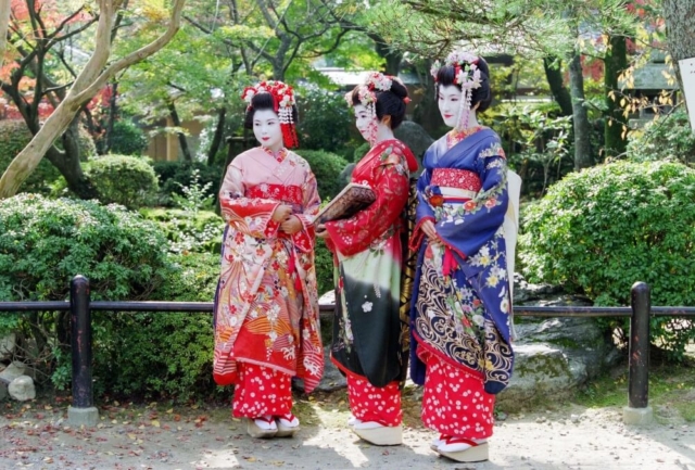 Rent or Buy Japanese Girl Kimono Fancy Dress Costume Online in India